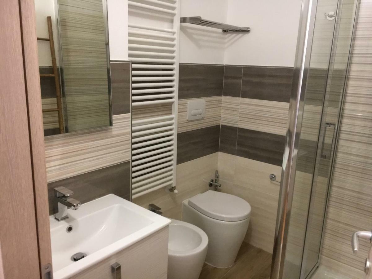 Bed and Breakfast Elleboro Carugo Екстер'єр фото