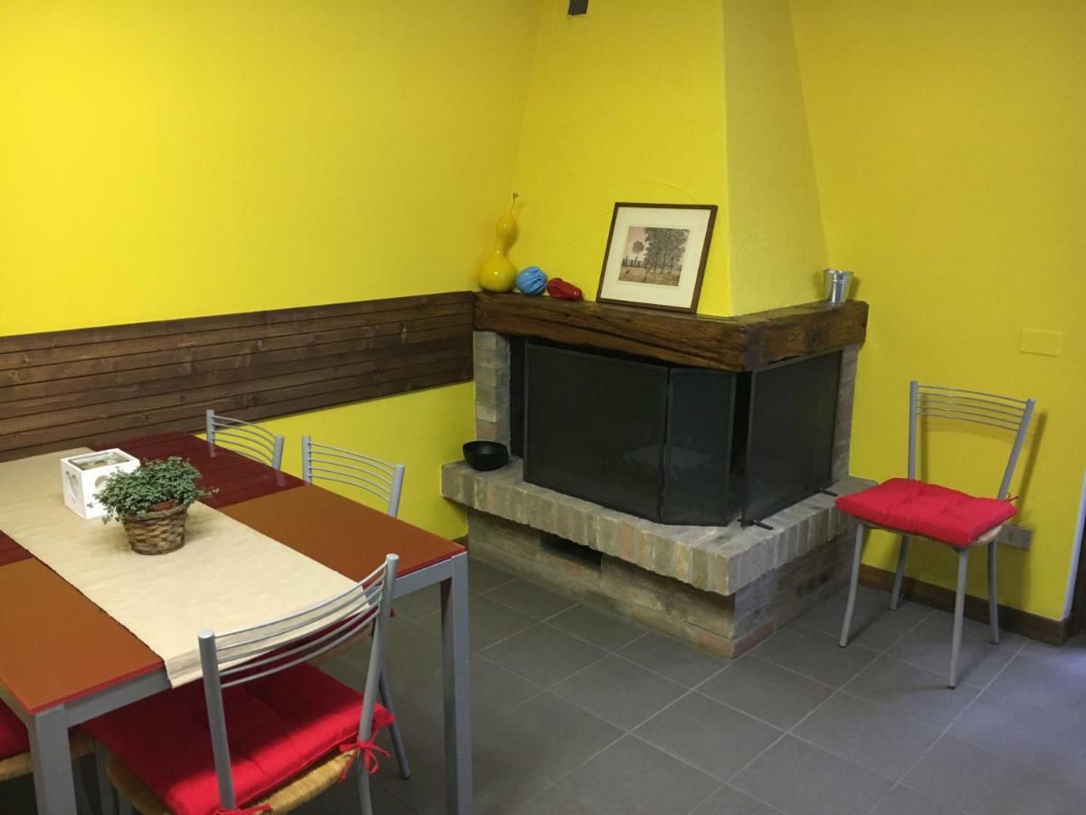Bed and Breakfast Elleboro Carugo Екстер'єр фото