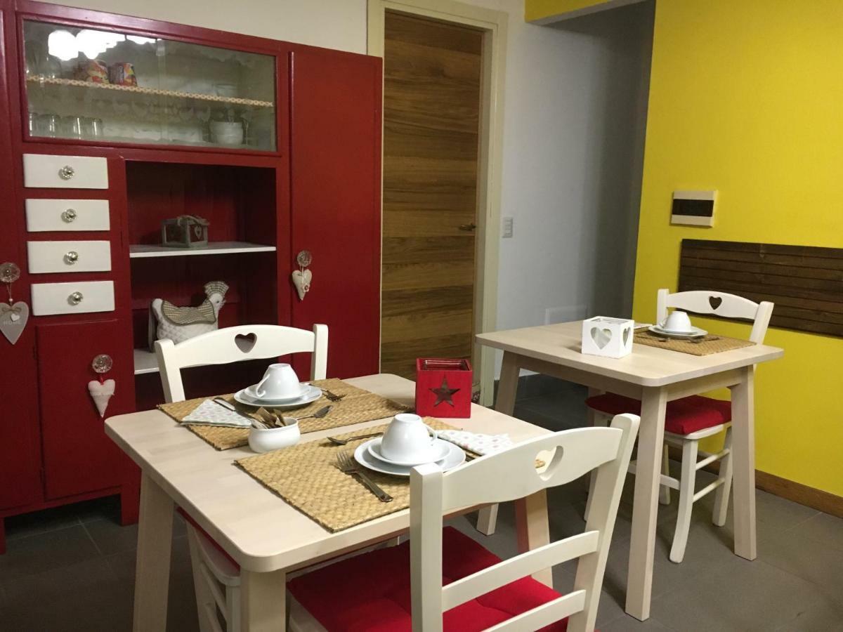 Bed and Breakfast Elleboro Carugo Екстер'єр фото